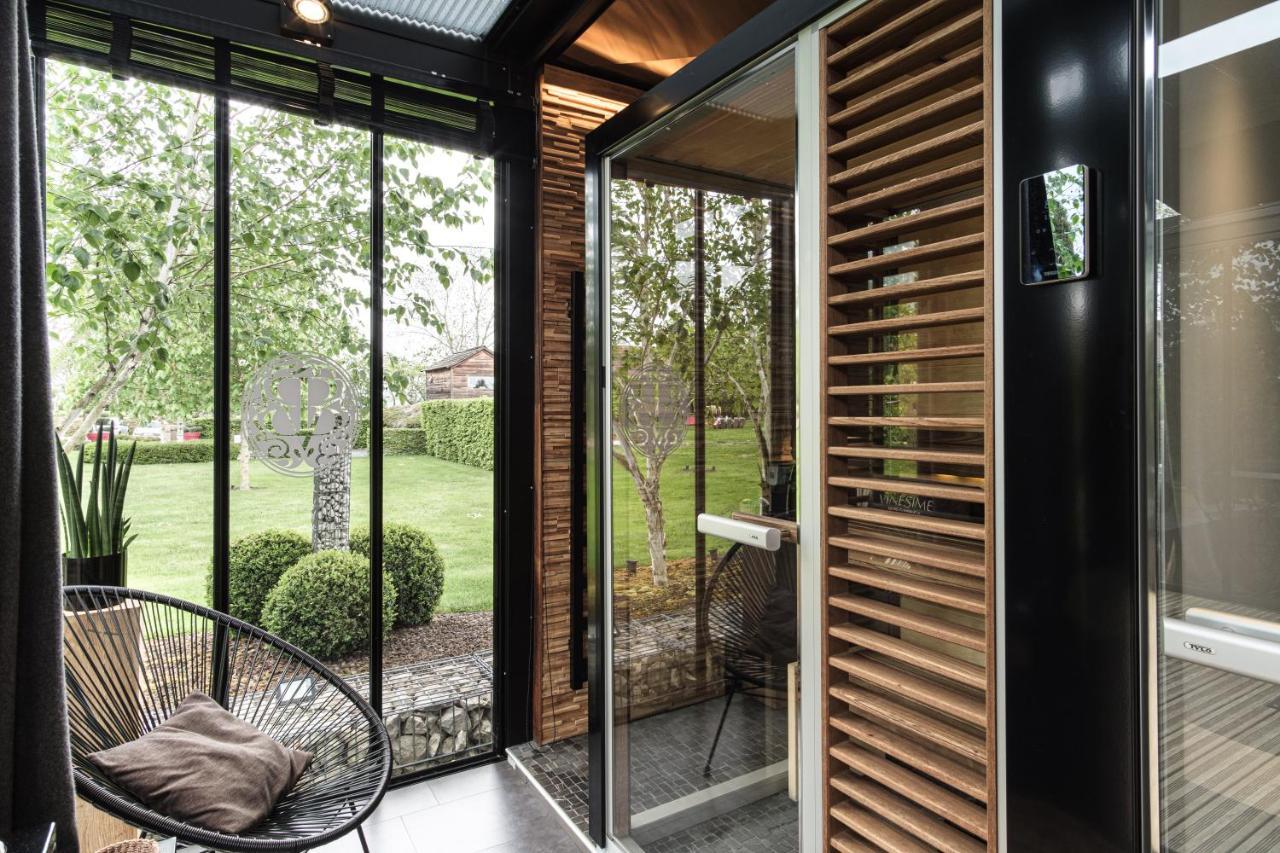 Le Domaine Des Pres Verts Suites & Chambres Avec Jacuzzi Privatif Jouey 외부 사진