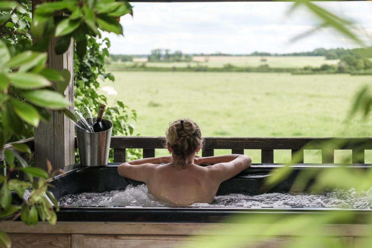 Le Domaine Des Pres Verts Suites & Chambres Avec Jacuzzi Privatif Jouey 외부 사진