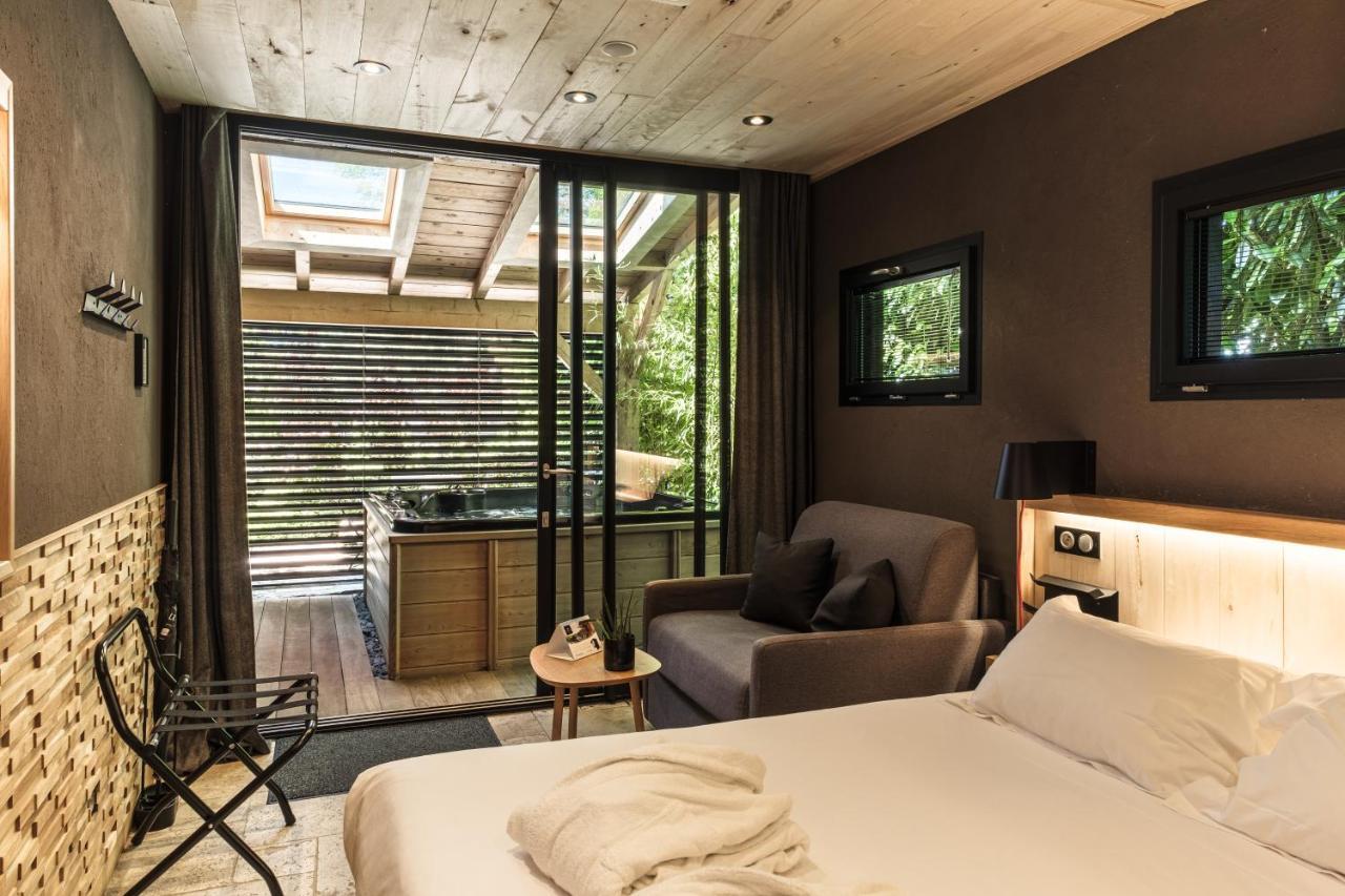 Le Domaine Des Pres Verts Suites & Chambres Avec Jacuzzi Privatif Jouey 외부 사진