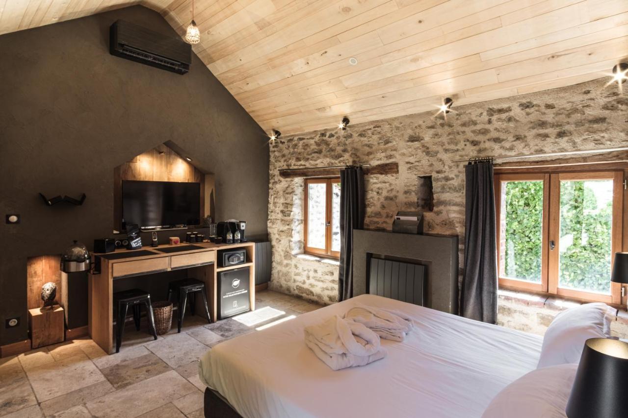 Le Domaine Des Pres Verts Suites & Chambres Avec Jacuzzi Privatif Jouey 외부 사진